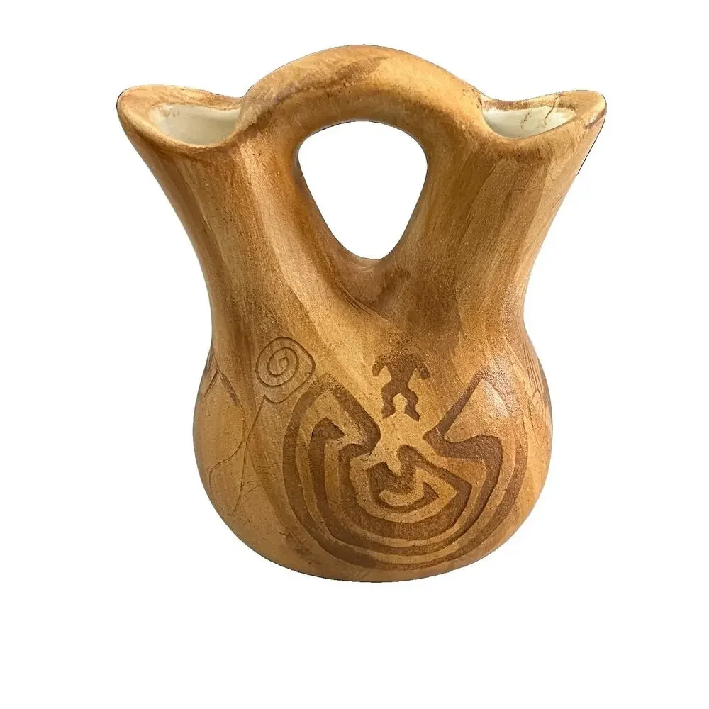 Binishtaa Navajo Native American Pottery Wedding Vase Petroglyph Etched Signed